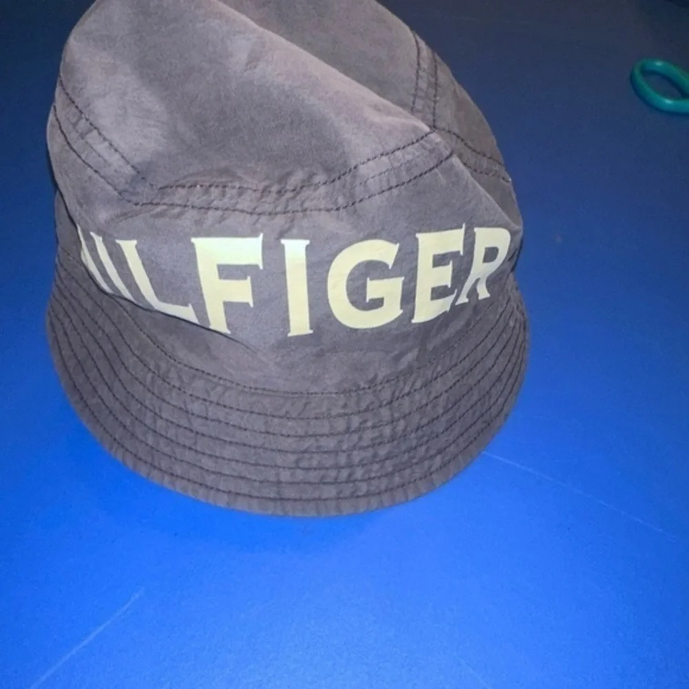 Youth Y2K Hilfiger‎ Bucket Hat reversible blue and orange